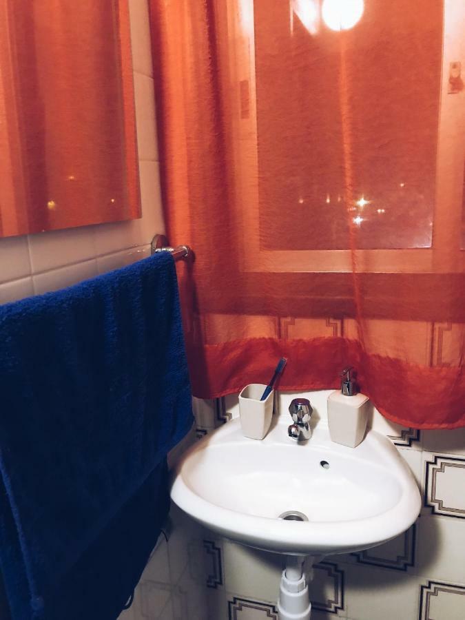Studio In Heart Of 利马索尔 外观 照片