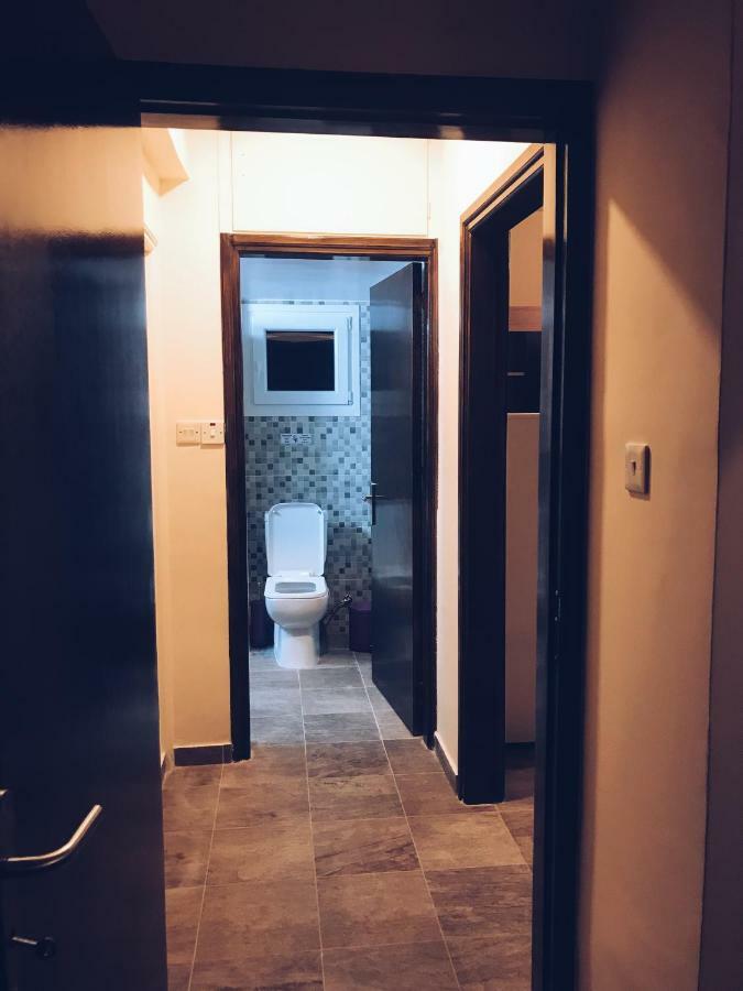 Studio In Heart Of 利马索尔 外观 照片